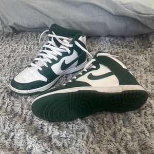 Airforce Jordan 1 Nike dunks Australia size 10.5 men’s